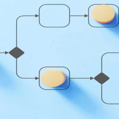 Diagramm, das einen Prozess mit Holzscheiben und Pfeilen auf blauem Hintergrund darstellt.